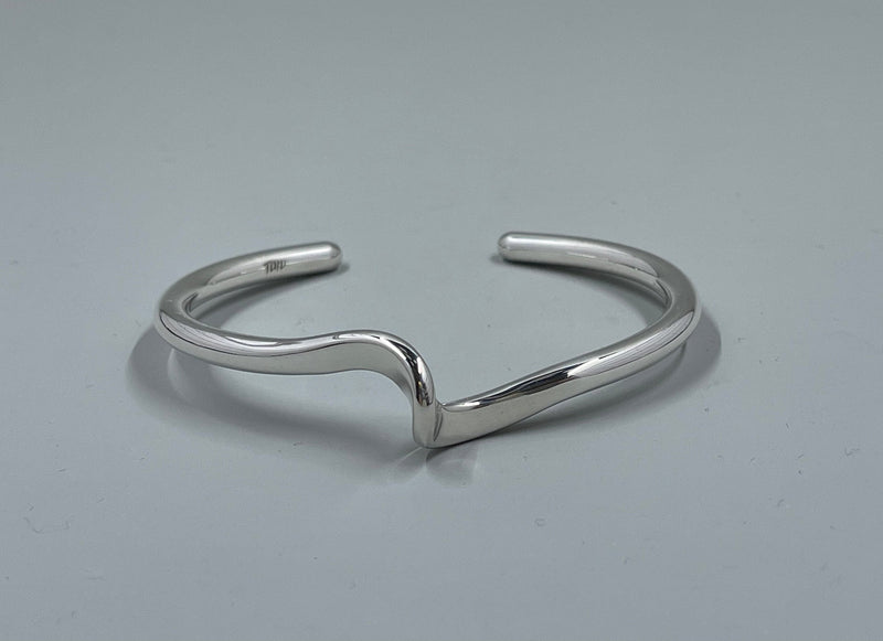 ZEE Bracelet - Sterling Silver Crossover Cuff Bracelet