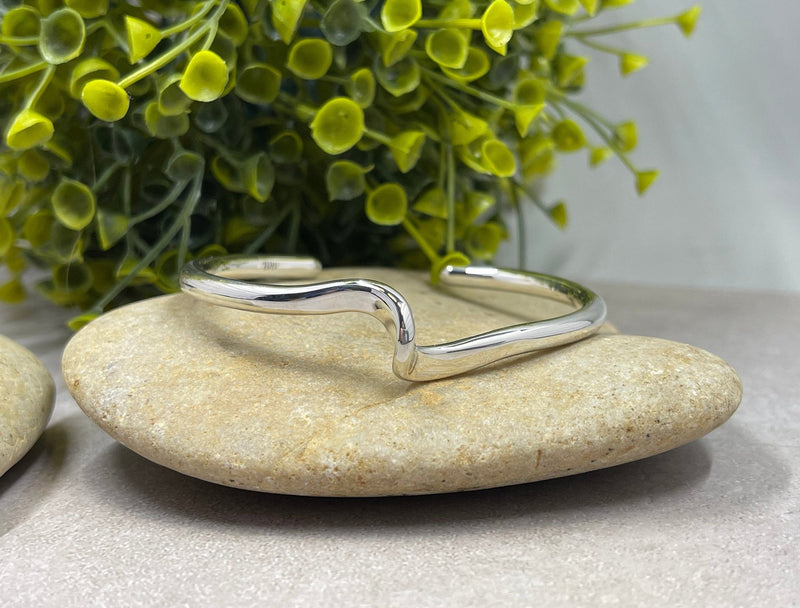 ZEE Bracelet - Sterling Silver Crossover Cuff Bracelet
