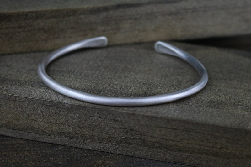 TEIGHLOR Bracelet - Minimal Sterling Silver Cuff Bracelet, Brushed Finish