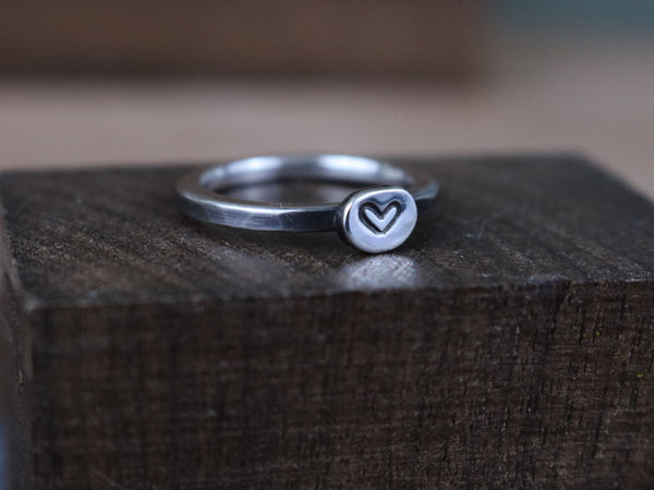 JULIET Ring - Heart Ring - Hammered Oxidized Sterling Silver Stacking Ring with Heart Stamp
